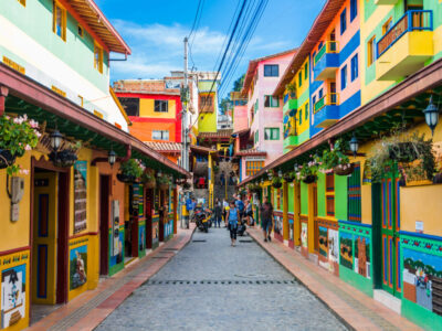 colorful-street-guatape-colombia